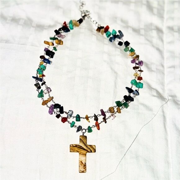 Beautiful Multicolor Genuine Gemstone Cross 15.5” -13” choker/ necklace - Picture 1 of 9